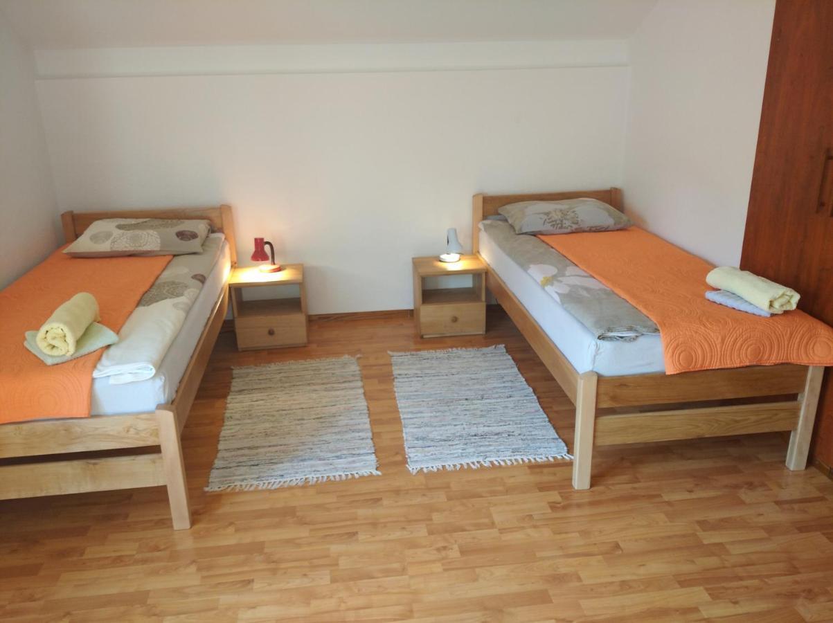 Rooms "Nada Zunic" Knin Eksteriør bilde